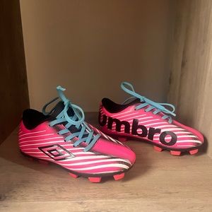 Kid/Toddler Umbro cleats size 9.